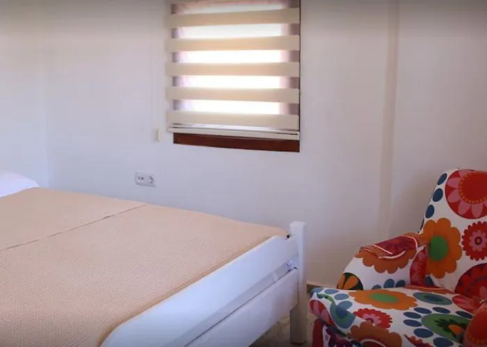 Отель No 22 Riders' 3*